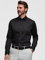 Klasyczna koszula męska SLIM FIT z satynowej tkaniny – czarna V4 - Rozmiar: L. Czarne koszule męskie Ombre Clothing, l, bez wzorów, z bawełny, biznesowe, bez kołnierzyka, bez ramiączek. W wyprzedaży za 202.99 zł.