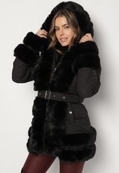 Czarna Taliowana Kurtka z Paskiem Kapturem i Ozdobnym Futrem Rainaria. Czarne kurtki damskie Born2be, na zimę, l, bez wzorów, z jeansu. Za 249.99 zł.