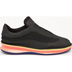 Camper - Buty. Obuwie sportowe damskie marki Camper. W wyprzedaży za 449.90 zł.