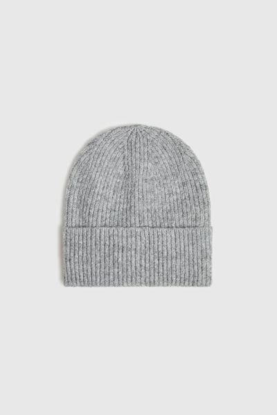 Zimowa czapka szara. Szare czapki i kapelusze damskie MOODO, na zimę, bez wzorów, z elastanu. Za 54.99 zł.