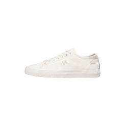 Trampki męskie FILA Tela. Białe trampki męskie Fila, bez wzorów, z tworzywa sztucznego, klasyczne, bez zapięcia. Za 139.99 zł.