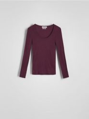 Bluzka z błyszczącą aplikacją - bordowy. Czerwone bluzki damskie Reserved, l, z aplikacjami, z dzianiny, bez kołnierzyka, bez ramiączek. W wyprzedaży za 49.99 zł.