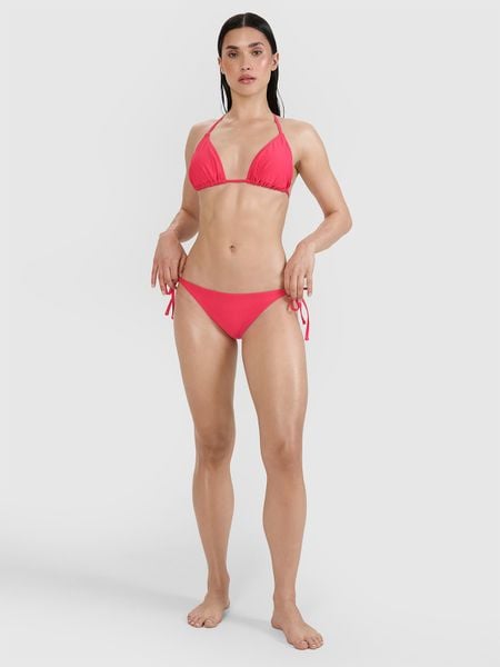 4F Dół od bikini damski - różowy XS. Czerwone bikini damskie 4f, na lato, uniwersalny, bez wzorów. W wyprzedaży za 29.99 zł.