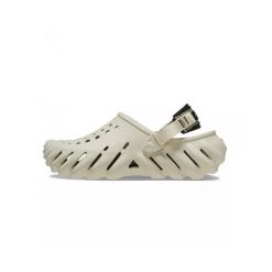 Buty do chodzenia męskie Crocs Echo Clog. Brązowe trekkingi męskie Crocs, na lato, trekkingowe. Za 409.00 zł.