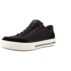 Buty SKECHERS 177209S ARCH FIT ARCADE CUDDLE STEP Czarny. Czarne trekkingi damskie Skechers, na fitness i siłownię. Za 355.99 zł.