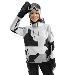 Kurtka snowboardowa damska W1-W Tibet. Czarne kurtki damskie SIROKO, xl, bez wzorów, z softshellu, bez kaptura, narciarskie. W wyprzedaży za 367.95 zł.