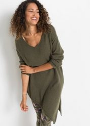 Sweter z asymetryczną linią dołu. Zielone swetry damskie bonprix, bez wzorów, z asymetrycznym kołnierzem, bez ramiączek, bez kaptura. Za 119.99 zł.