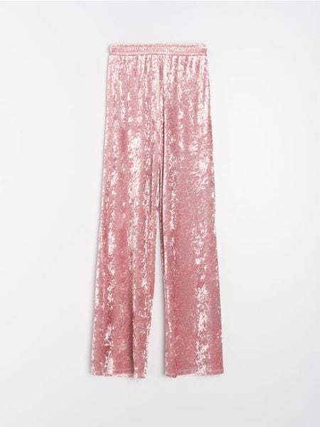 Spodnie wide leg z gniecionego weluru - różowy. Czerwone spodnie materiałowe damskie Sinsay, l, bez wzorów, z weluru. Za 39.99 zł.