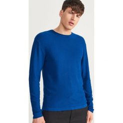 Gładki sweter z wiskozy - Niebieski. Swetry przez głowę męskie marki Reserved. Za 49.99 zł.