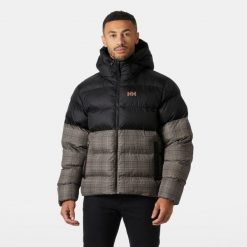 Kurtka puchowa Helly Hansen Oslo Graphic Puffy. Brązowe kurtki męskie Helly Hansen, m, bez wzorów, z puchu, bez kaptura. W wyprzedaży za 1,097.50 zł.