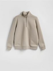 Gładka bluza ze stójką - jasnoszary. Szare bluzy męskie Reserved, l, bez wzorów, z bawełny, bez kaptura. Za 129.99 zł.