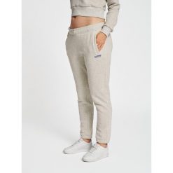 Damskie spodnie dresowe Hummel GC Shai. Niebieskie spodnie sportowe damskie Hummel, xs, bez wzorów, z bawełny, do piłki ręcznej. Za 286.00 zł.