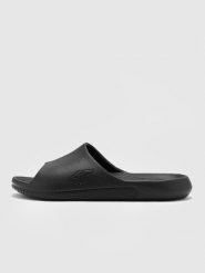 4F Klapki dziecięce - czarne 32. Czarne buty sportowe dziewczęce 4f, bez wzorów, bez zapięcia, do pływania. Za 49.99 zł.