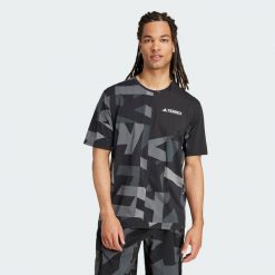 Koszulka Terrex Multi Climacool Printed. Czarne koszulki sportowe męskie Adidas, s, bez wzorów, bez kołnierzyka, bez ramiączek, trekkingowe, climacool (adidas). Za 199.00 zł.