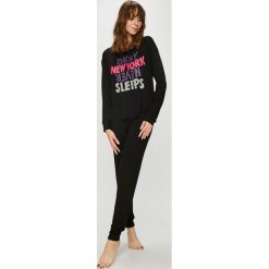 Dkny - Piżama. Szare piżamy damskie DKNY, z nadrukiem, z dzianiny. W wyprzedaży za 319.90 zł.