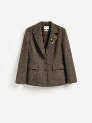 Marynarka z broszkami - ciemnobrązowy. Brązowe żakiety damskie Reserved, l, bez wzorów, z tkaniny. Za 359.99 zł.