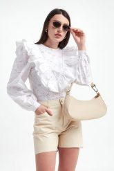 Bluzka damska CUSTOMMADE. Bluzki damskie Custommade, s, bez wzorów, bez kołnierzyka, bez ramiączek. W wyprzedaży za 608.97 zł.