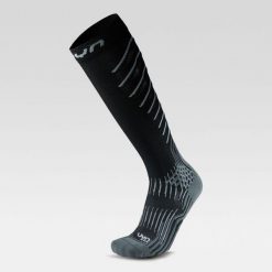 Skarpety kompresyjne do biegania męskie UYN Run Compression. Czarne skarpety męskie UYN, bez wzorów. Za 129.99 zł.