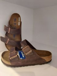 Birkenstock Birkenstock Arizona FL WB Habana 452761 Brązowe 36. Brązowe klapki męskie Birkenstock. Za 475.92 zł.