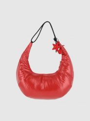 4F Torba hobo na ramię - czerwona Uniwersalny. Czerwone plecaki damskie 4f, bez wzorów, z syntetyku, sportowe. W wyprzedaży za 79.99 zł.