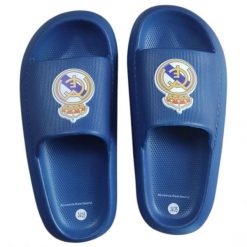 Real Madryt klapki Beach Pool Flip Flops Blue Eva granatowe. Niebieskie klapki damskie Real Madrid, bez wzorów, sportowe, bez obcasa. Za 99.00 zł.
