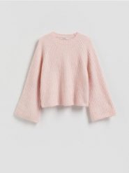 Sweter z wełną i moherem - pastelowy róż. Czerwone swetry damskie Reserved, l, bez wzorów, z dzianiny, bez kołnierzyka, bez ramiączek, bez kaptura. Za 259.99 zł.