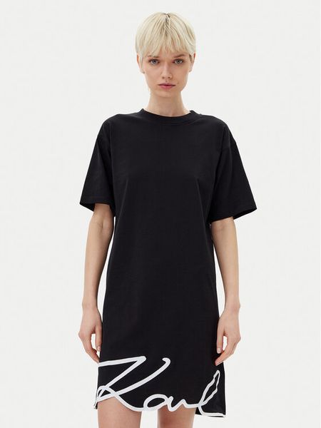 KARL LAGERFELD Sukienka codzienna A1W13001 Czarny Regular Fit. Czarne sukienki damskie KARL LAGERFELD, na co dzień, s, bez wzorów, z bawełny, bez kołnierzyka, bez ramiączek, proste. Za 419.99 zł.