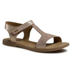 Sandały Lasocki Young. Żółte sandały dziewczęce Lasocki Young, bez zapięcia. Za 63.99 zł.