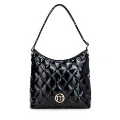 Torebka Monnari. Czarne torebki do ręki damskie Monnari, bez wzorów, klasyczne, bez dodatków. Za 109.99 zł.