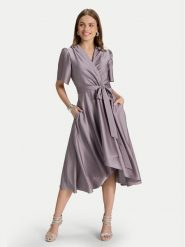 Swing Sukienka koktajlowa 5AJ04000 Fioletowy Regular Fit. Fioletowe sukienki damskie Swing, bez wzorów, z syntetyku, wizytowe, bez kołnierzyka, bez ramiączek. Za 749.99 zł.