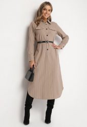 Ciemnobeżowa Koszulowa Sukienka na Guziki z Paskiem i Imitacją Kieszeni Tintarra. Brązowe sukienki damskie Born2be, do pracy, l, bez wzorów, biznesowe, bez kołnierzyka, bez ramiączek, koszulowe. Za 59.99 zł.