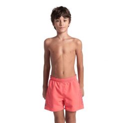 Szorty chłopięce spodenki kąpielowe na basen plażę Arena Fundamentals. Czerwone kąpielówki dla chłopców Arena, bez wzorów, sportowe. Za 89.99 zł.