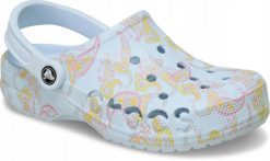 Crocs Damskie Lekkie Klapki Chodaki Baya Seasonal Printed Clog 41-42. Niebieskie klapki damskie Crocs, bez wzorów, z materiału, biznesowe, bez obcasa. Za 179.99 zł.