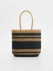 Pleciona torebka shopper - wielobarwny. Torebki shopper damskie Reserved, bez wzorów, bez dodatków. W wyprzedaży za 79.99 zł.