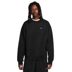 Bluza dresowa sportowa męska Solo Swoosh Fleece Crew. Czarne bluzy męskie Nike, m, bez wzorów, z bawełny, bez kaptura, trekkingowe. Za 229.99 zł.