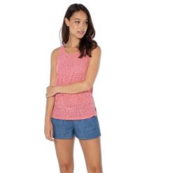 Damski tank top Protest Prtmarrit. Czerwone koszulki sportowe damskie Protest, bez wzorów, bez kołnierzyka, bez ramiączek, trekkingowe. W wyprzedaży za 99.90 zł.