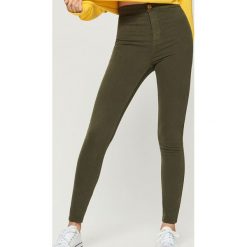 Spodnie skinny - Khaki. Brązowe spodnie materiałowe damskie Sinsay. Za 49.99 zł.