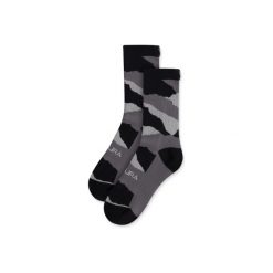 Skarpety Endura Peak w kolorze czarnym. Brązowe buty sportowe męskie ENDURA, bez zapięcia, rowerowe. Za 52.99 zł.