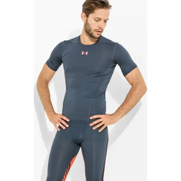 Under Armour Koszulka Ss Hg Sup Ervent 2.0 , szary, rozmiar L. Szare koszulki sportowe męskie Under Armour, l, bez wzorów, z elastanu, bez kołnierzyka, bez ramiączek, do biegania, climacool (adidas). W wyprzedaży za 129.99 zł.
