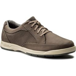 Półbuty CLARKS - Stafford Park5 261259537 Grey Nubuck. Półbuty na co dzień męskie marki Clarks. W wyprzedaży za 229.00 zł.