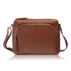 Torebka damska na ramię skórzana koniakowa klasyczna miejska pojemna Paolo Peruzzi AY-22-CGS. Szare torby na ramię damskie bez wzorów, z materiału, biznesowe, bez dodatków. Za 249.00 zł.