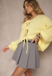 Szara Spódnica o Rozkloszowanym Kroju z Paskiem i Podszewką Typu Szorty Serivenna. Szare spódnice damskie Renee, l, bez wzorów, eleganckie, mini, rozkloszowane. Za 119.99 zł.