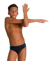 Kąpielówki chłopięce slipy kąpielowe na basen Arena Boy's Ren. Czarne kąpielówki dla chłopców Arena, bez wzorów, z elastanu. Za 51.40 zł.