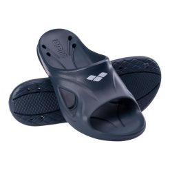 Klapki na basen Arena Hydrosoft II Hook edycja limitowana. Czerwone klapki męskie Arena, z materiału, eleganckie. Za 119.01 zł.