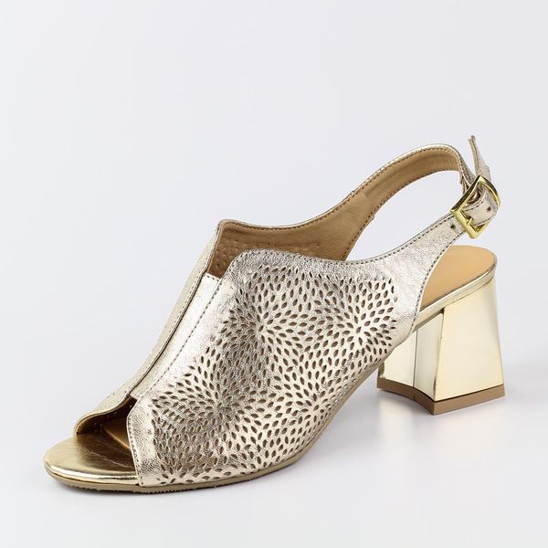 Złote skórzane Polskie sandałki damskie na obcasie Deoni L55/2. Żółte sandały damskie Deoni, bez wzorów, ze skóry, bez obcasa, na obcasie, bez zapięcia. Za 399.00 zł.