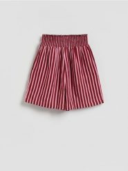 Muślinowe bermudy - czerwony. Czerwone szorty damskie Reserved, l, bez wzorów, z bawełny. Za 99.99 zł.