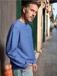 Bluza basic - niebieski. Niebieskie bluzy męskie Sinsay, l, bez wzorów, z materiału, bez kaptura. W wyprzedaży za 24.99 zł.