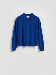 Wełniany sweter polo - niebieski. Niebieskie swetry damskie Reserved, l, bez wzorów, z dzianiny, bez kołnierzyka, bez ramiączek, bez kaptura. Za 199.99 zł.