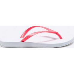 Ipanema - Japonki. Szare klapki damskie Ipanema, z gumy. W wyprzedaży za 39.90 zł.