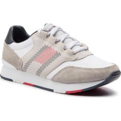 Sneakersy TOMMY HILFIGER - Corporate Material Mix Runner FM0FM02056 White 100. Półbuty na co dzień męskie marki Tommy Hilfiger. Za 399.00 zł.